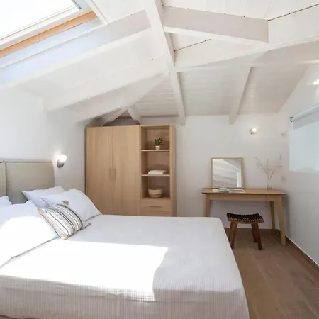 Ionion Theasis Armonia *