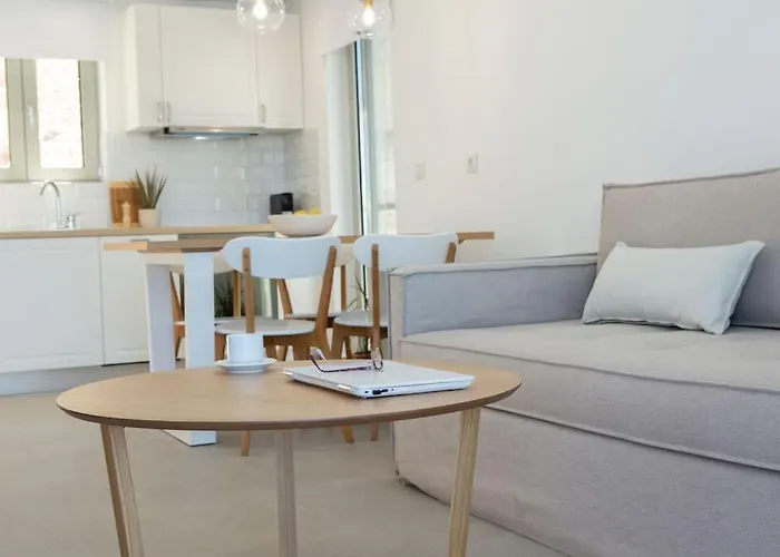 Ionion Theasis Armonia